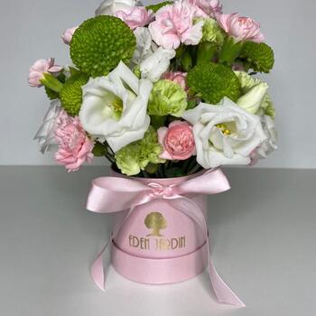 imagem Small Flower Box - Pink com mix de flores rosas e verde