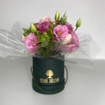 imagem Small Flower Box com mix de flores rosa